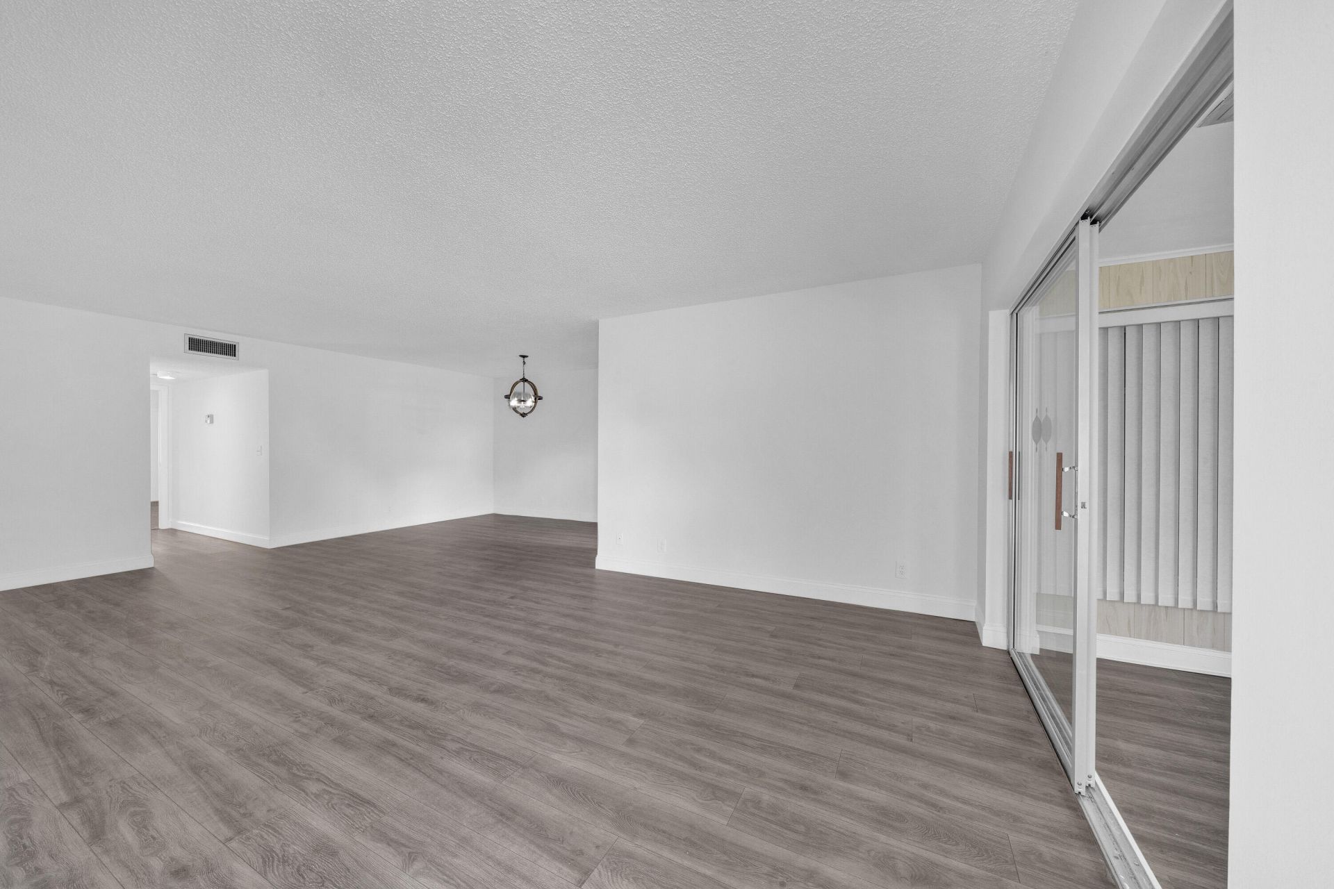 4550 NW 4th Street, Unit B, Delray Beach, FL 33445 Photo