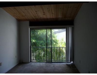 19424 NE 26th Avenue, Unit 131B, Miami, FL 33180 Photo