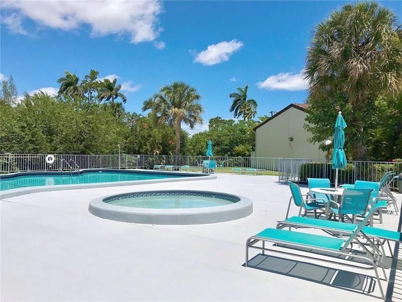 19424 NE 26th Avenue, Unit 131B, Miami, FL 33180 Photo