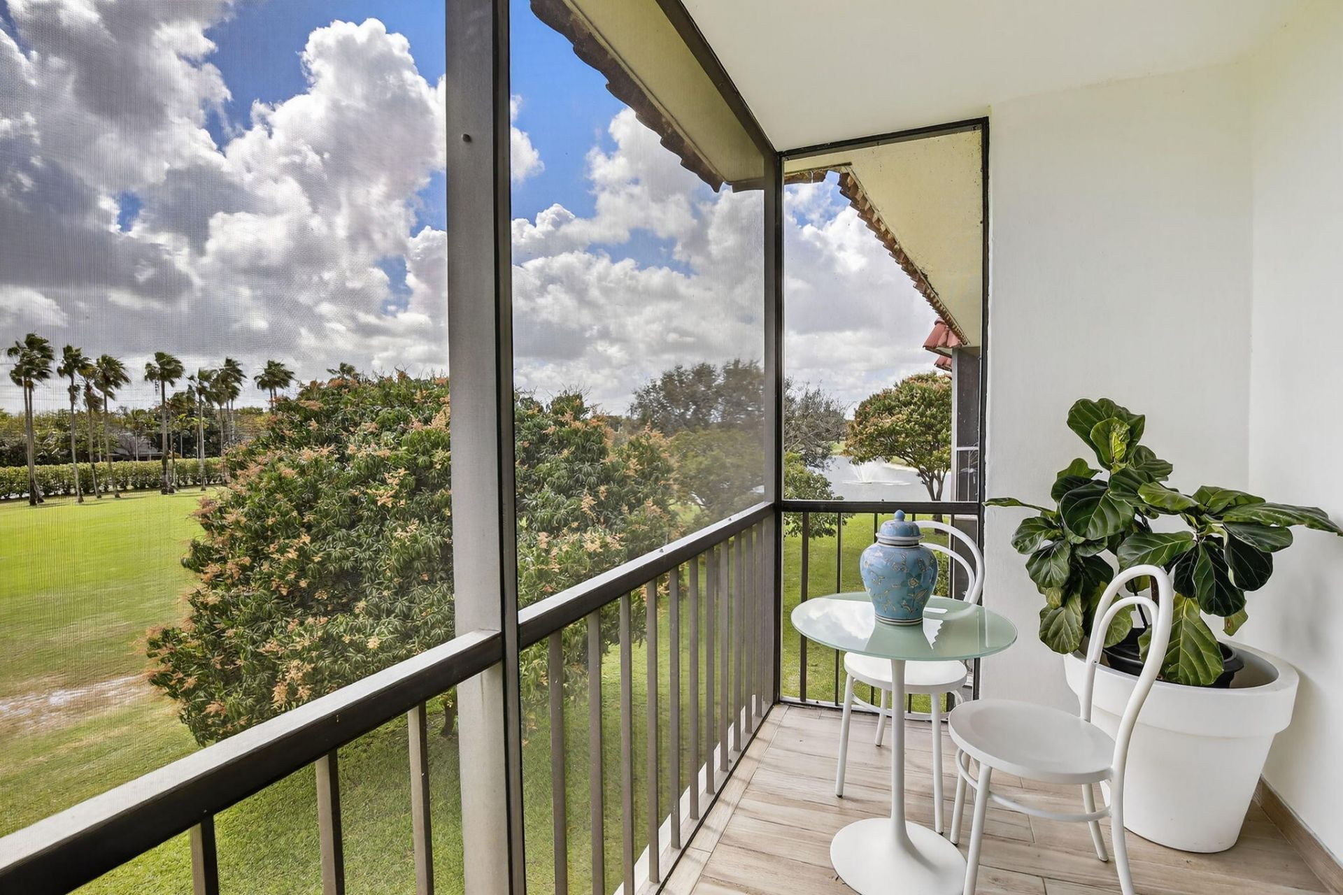 9820 S Hollybrook Lake Drive, Unit 306, Pembroke Pines, FL 33025 Photo