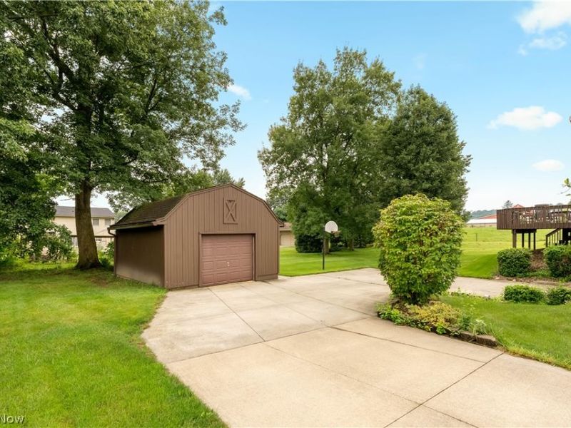 17669 Edwards Road, Doylestown, OH 44230 Photo 4
