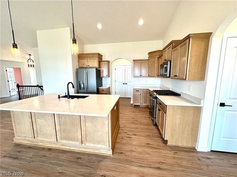 3470 Wicker Street NE, Canton, OH 44721 Photo 2