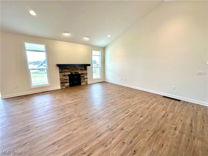 3470 Wicker Street NE, Canton, OH 44721 Photo 4