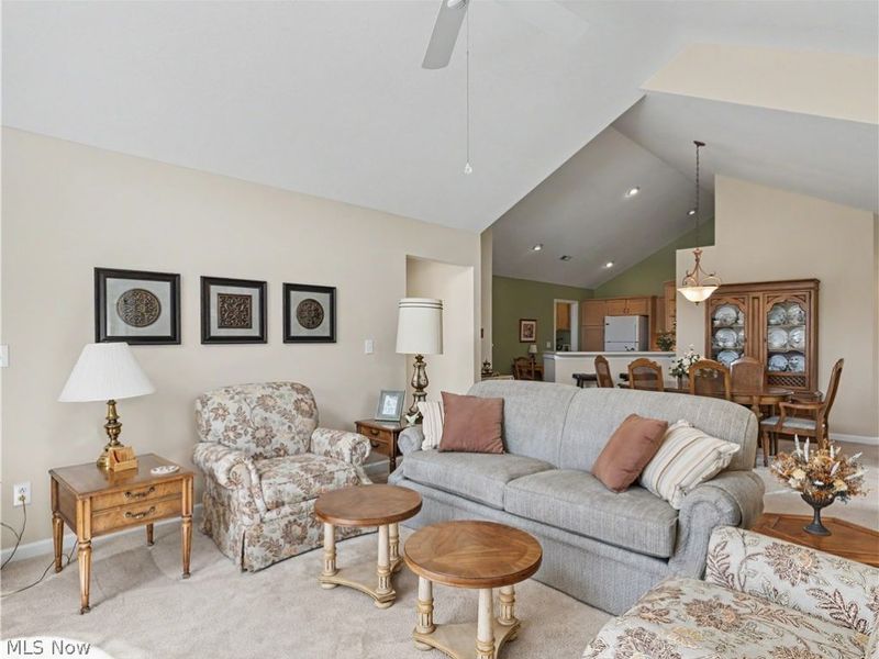 664 Crossings Circle, Tallmadge, OH 44278 Photo 4
