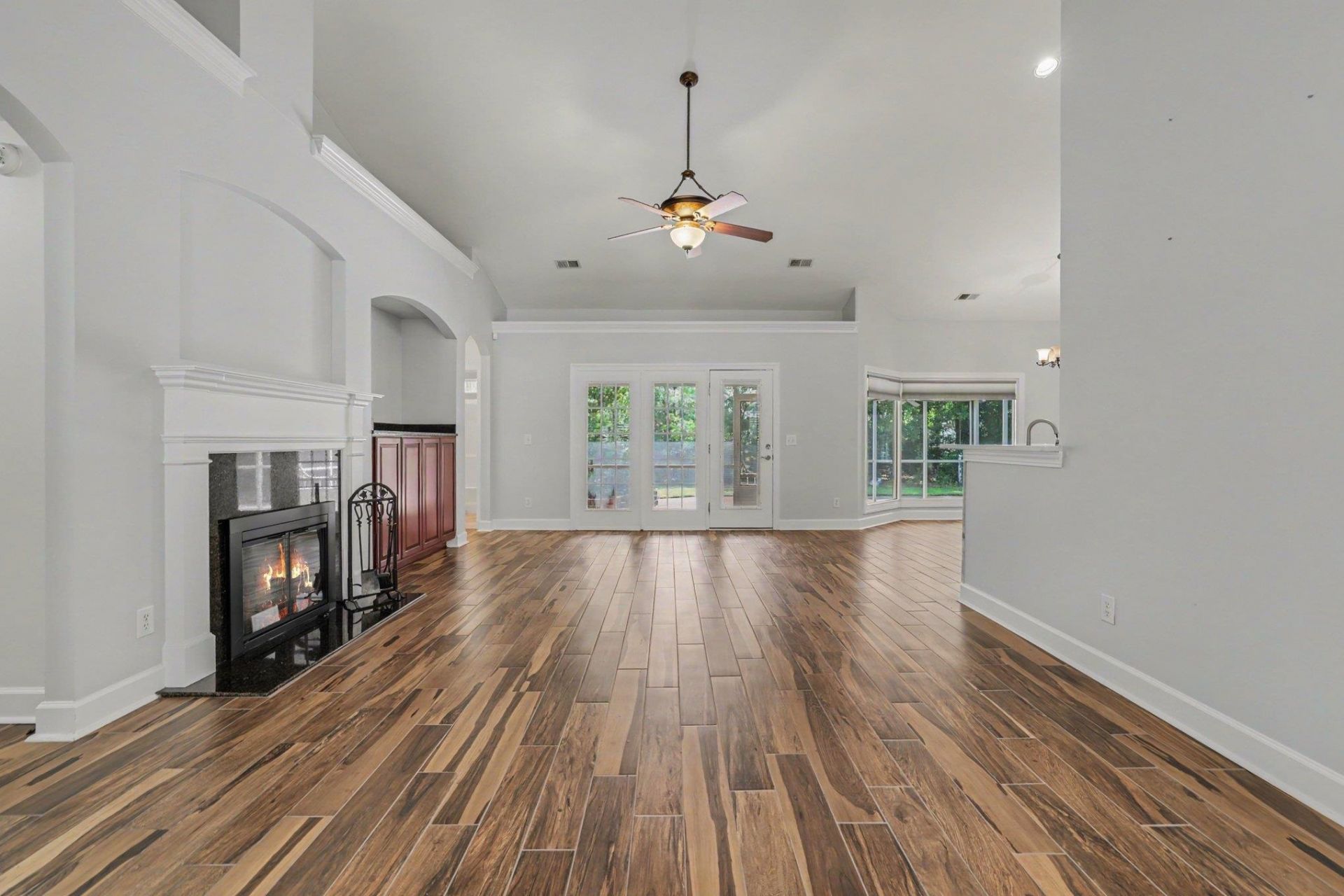 801 Abalone Ct. Photo 4