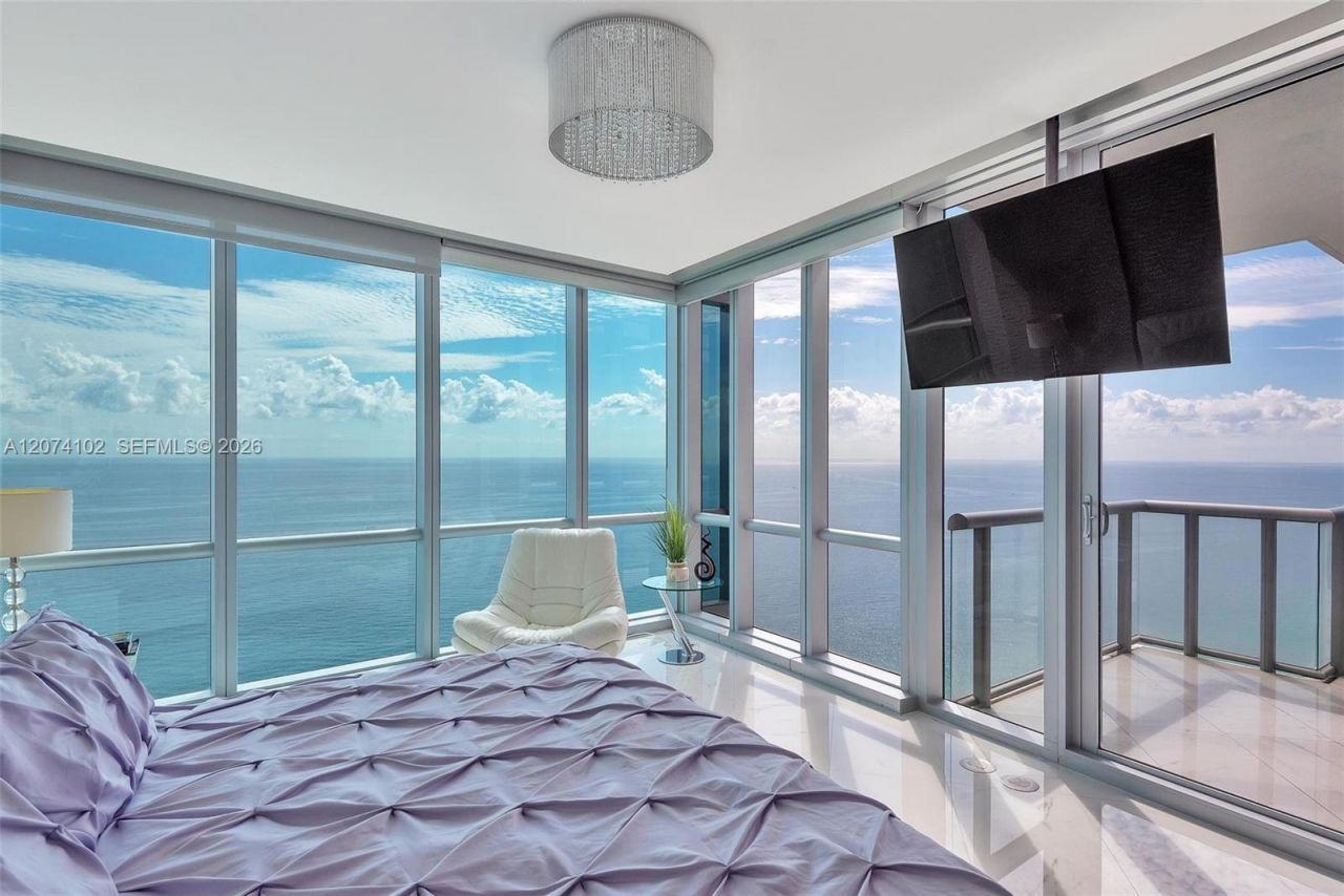 17121 Collins Ave , Unit 4201, Sunny Isles Beach, FL 33160 Photo