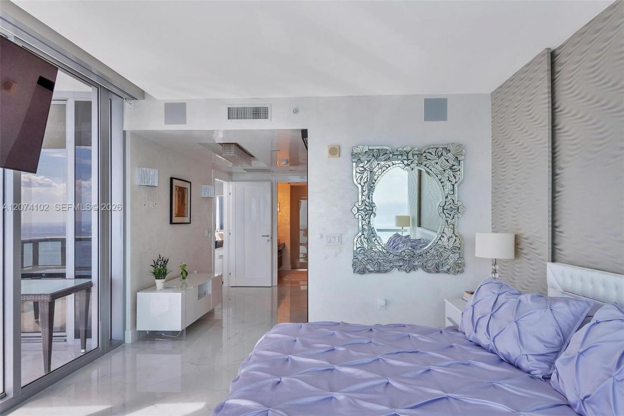 17121 Collins Ave , Unit 4201, Sunny Isles Beach, FL 33160 Photo