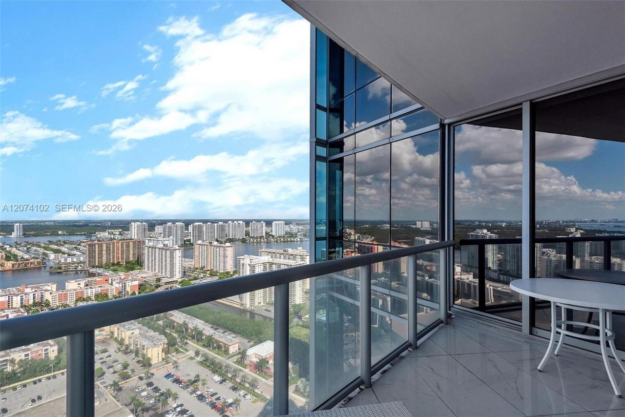 17121 Collins Ave , Unit 4201, Sunny Isles Beach, FL 33160 Photo