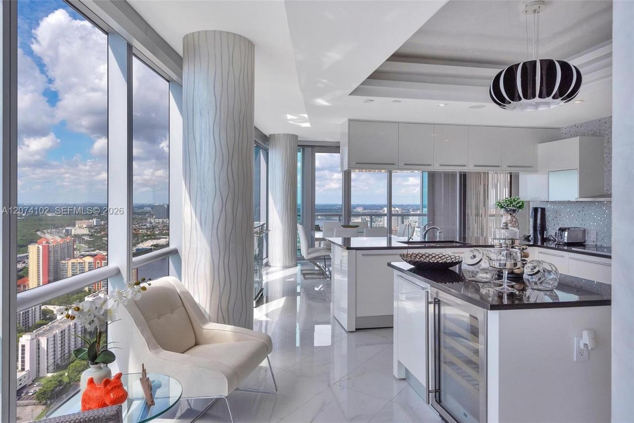 17121 Collins Ave , Unit 4201, Sunny Isles Beach, FL 33160 Photo