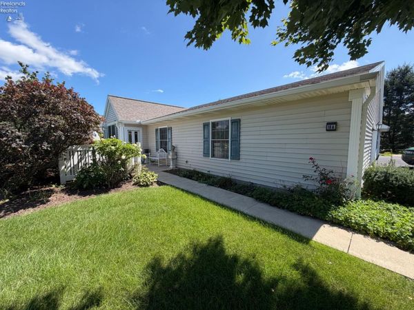 18 Deer Track Trail, Unit A, Norwalk, OH 44857