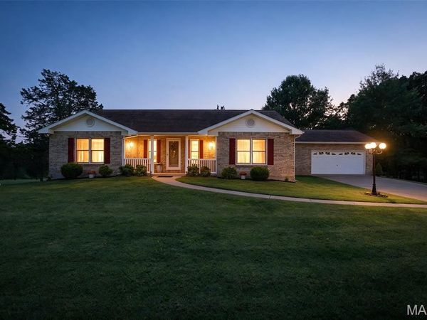 1390 Rue Riviera, Bonne Terre, MO 63628