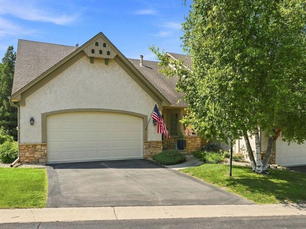 8442 Burlwood Drive, Chanhassen, MN 55317