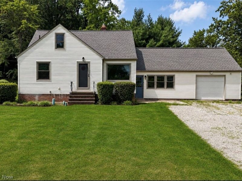 5972 Crossview Road, Seven Hills, OH 44131 Photo 1
