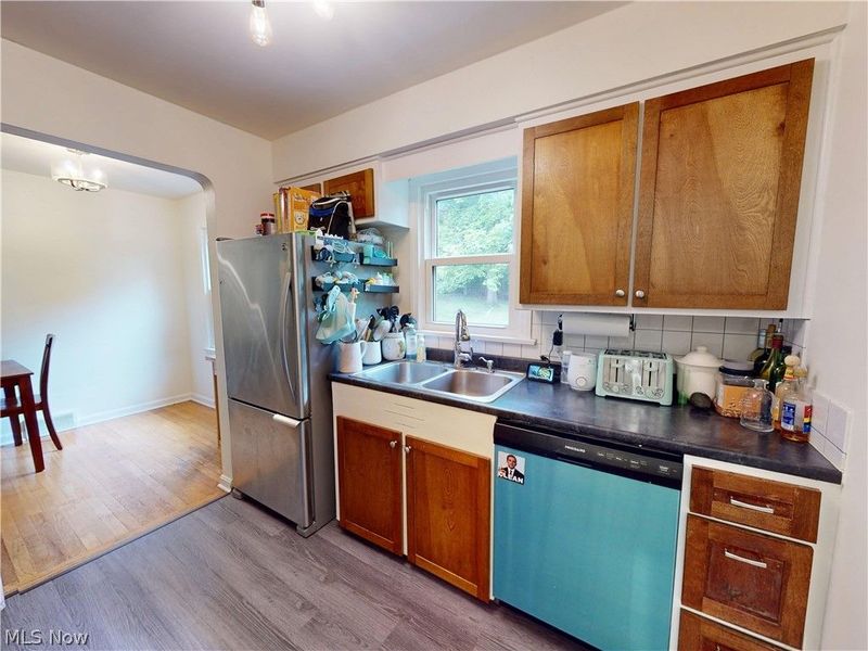 5972 Crossview Road, Seven Hills, OH 44131 Photo 9