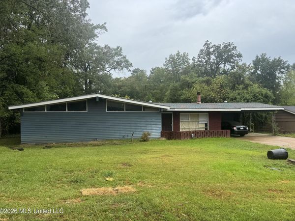 1769 Cheswood Drive, Jackson, MS 39204