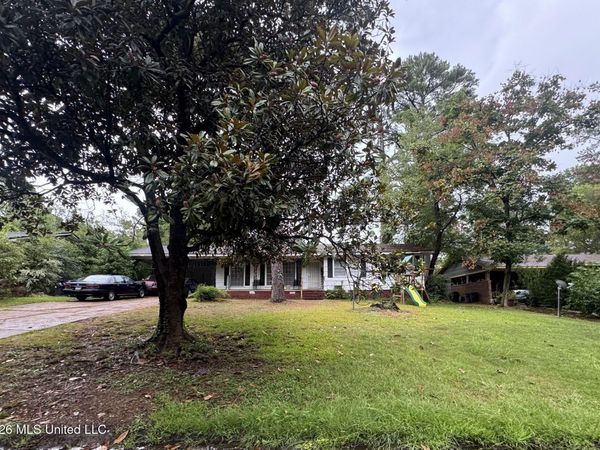 1856 Wisteria Drive, Jackson, MS 39204