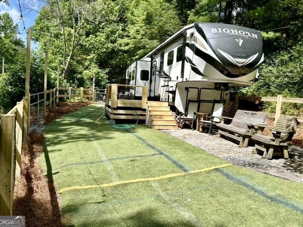 10042 Doublehead Gap Road, Blue Ridge, GA 30513