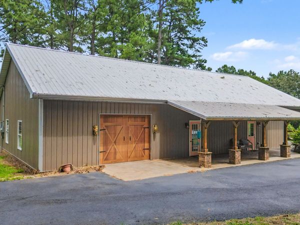 8774 Highway 641 N, Puryear, TN 38251