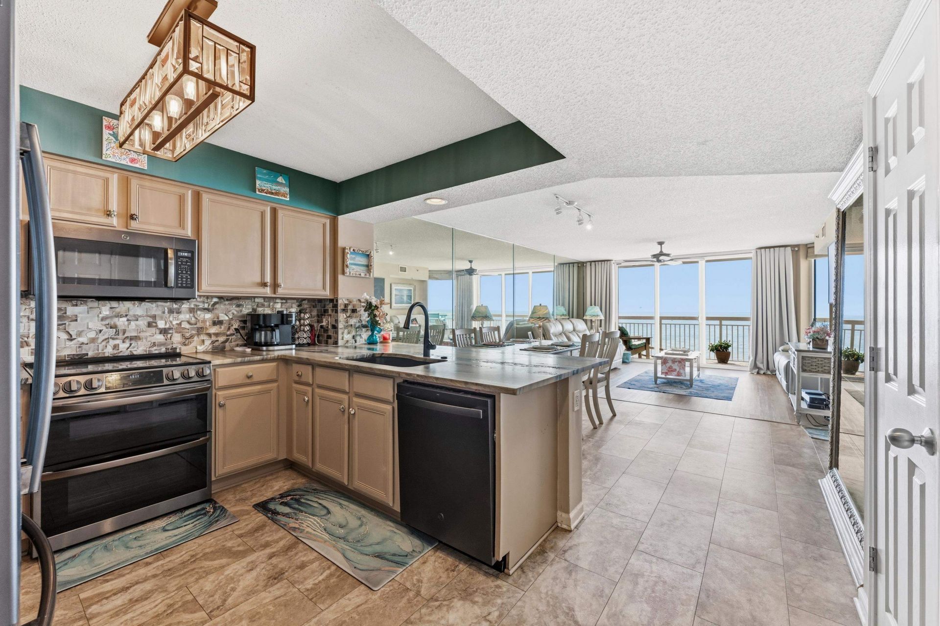 1625 S Ocean Blvd. Photo 4