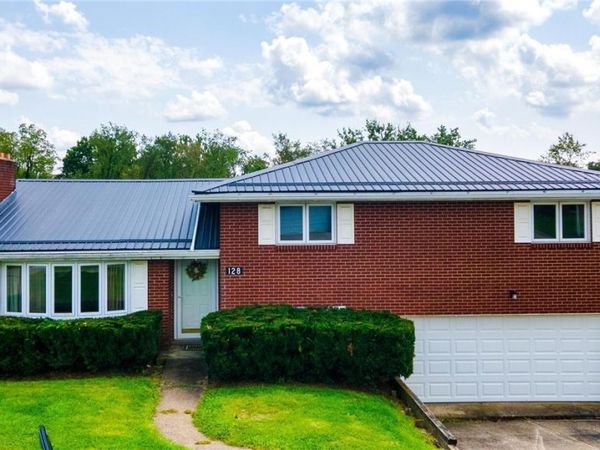 128 GRANDVIEW Drive , Wintersville, OH 43953