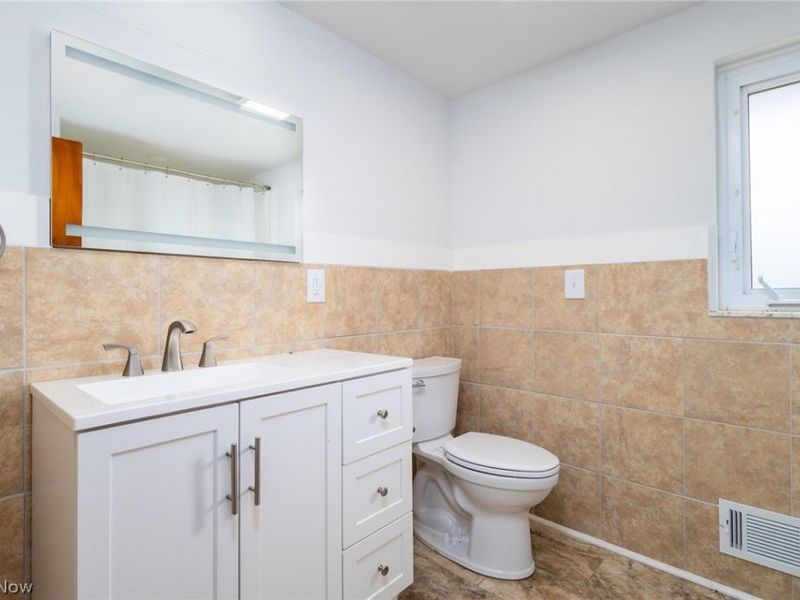 128 GRANDVIEW Drive, Wintersville, OH 43953 Photo 34