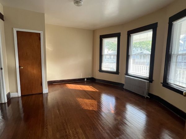 980 Howard , Bridgeport, CT 06605