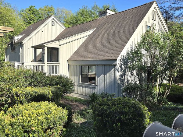2 Heritage, Unit B, Southbury, CT 06488