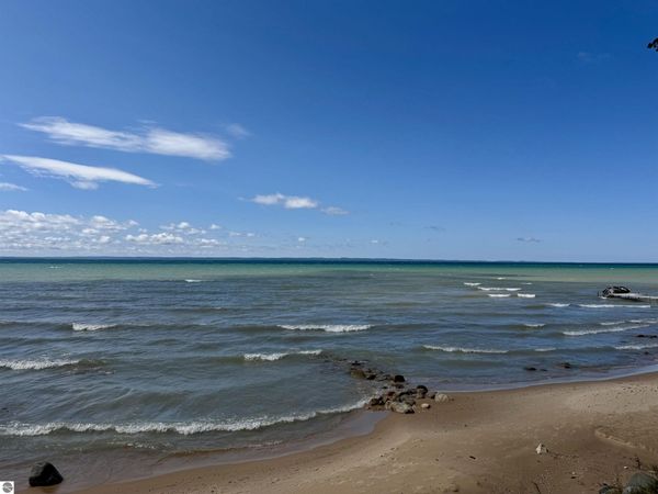 Shawnee Trail, Kewadin, MI 49648