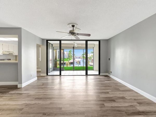 1950 SW PALM CITY Road, Unit 5104, Stuart, FL 34994