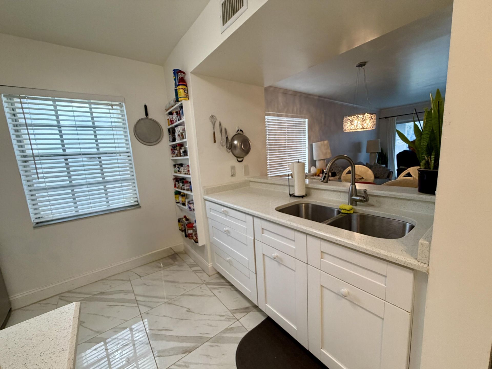 1105 Lake Shore Drive, Unit 104, Lake Park, FL 33403 Photo