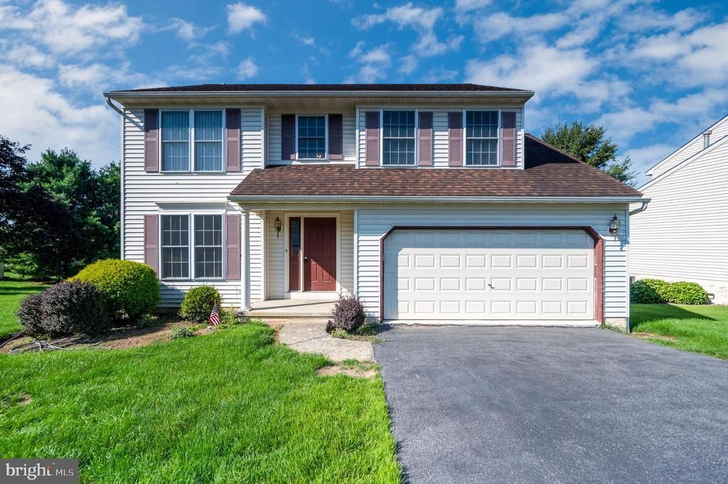 1026 CHRISTINA DRIVE, LEESPORT, PA 19533