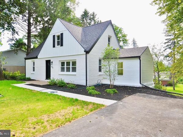 800 THOMPSON STREET , LEMONT, PA 16851