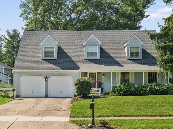 261 Northigh Drive, Worthington, OH 43085