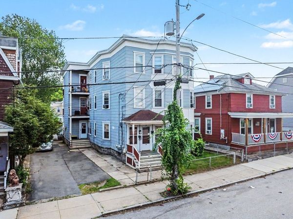 22-24 Hawley St, Lawrence, MA 01843