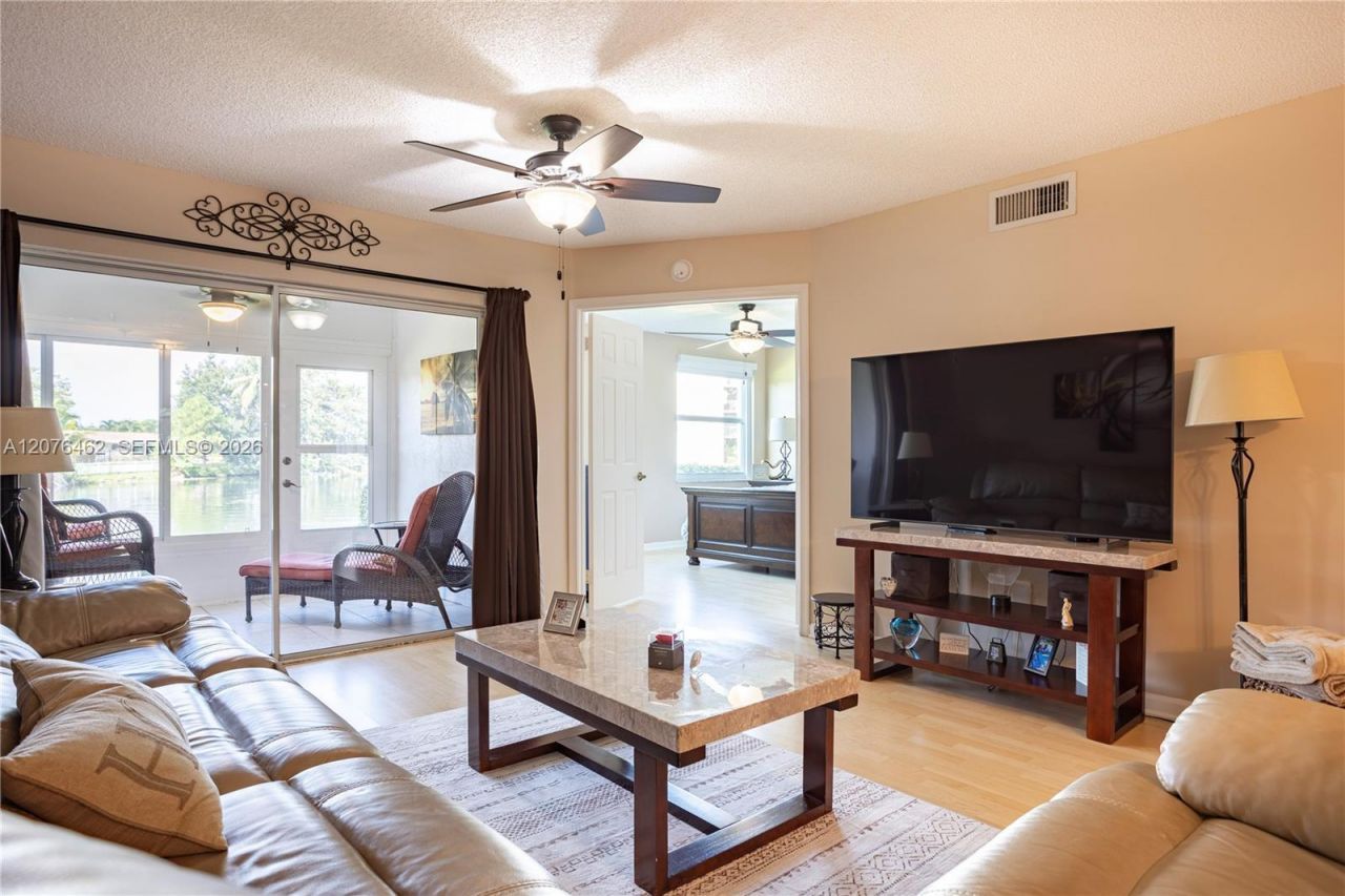 10346 NW 24th Pl, Unit 107, Sunrise, FL 33322 Photo