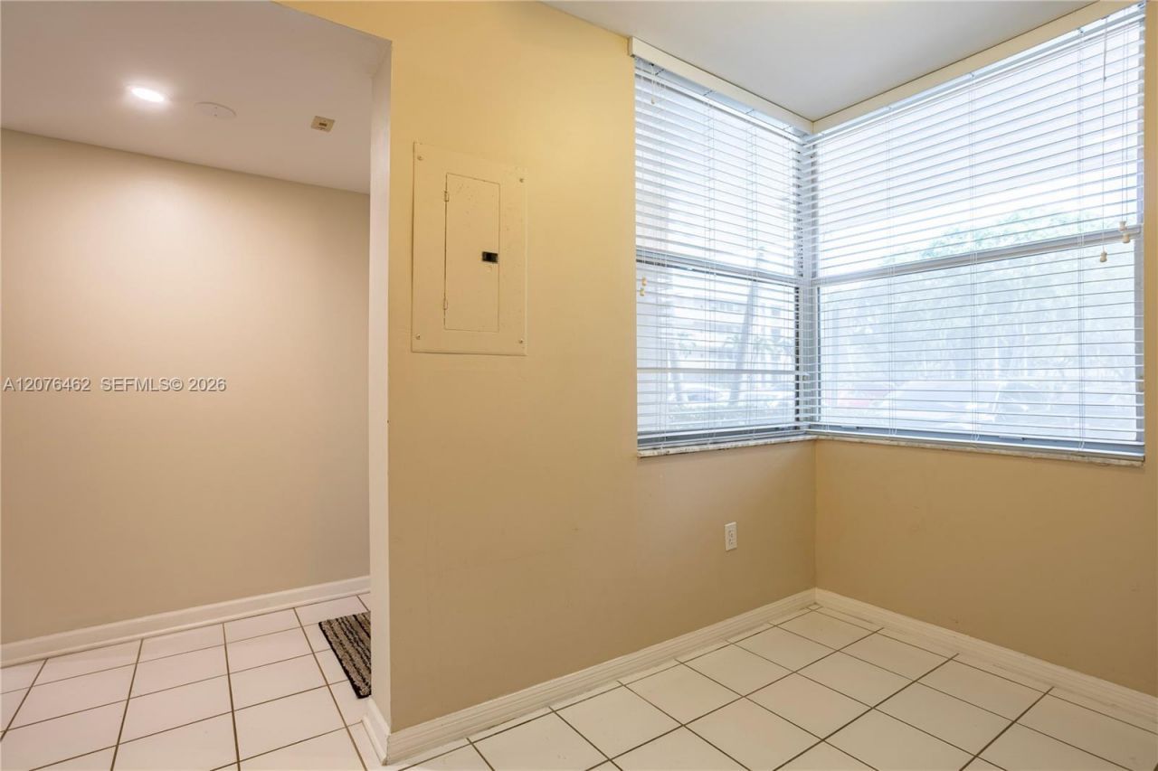 10346 NW 24th Pl, Unit 107, Sunrise, FL 33322 Photo