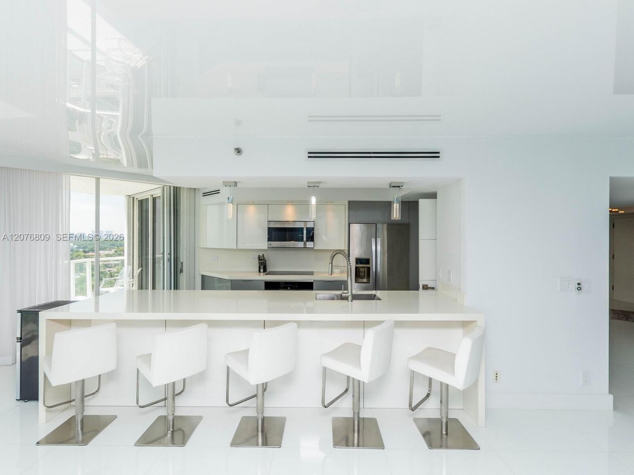 16485 Collins Ave , Unit 1131, Sunny Isles Beach, FL 33160 Photo