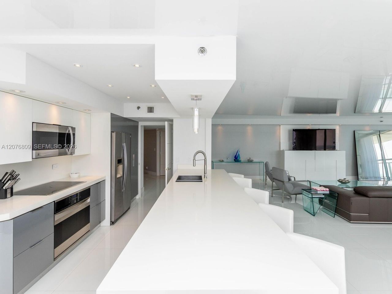 16485 Collins Ave , Unit 1131, Sunny Isles Beach, FL 33160 Photo