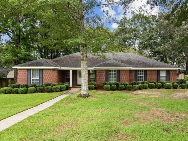 10020 Silverthorne Court, Mobile, AL 36608