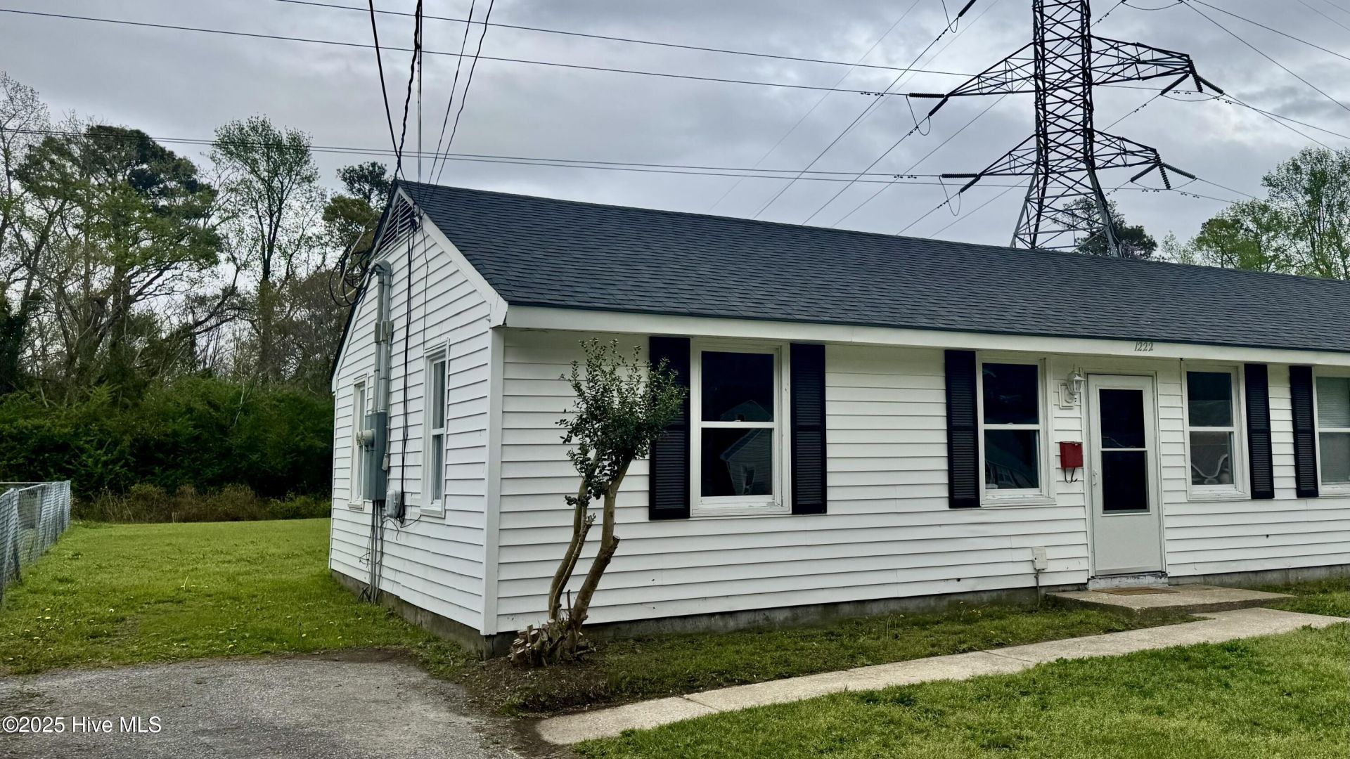 1222 Davis Street, Jacksonville, NC 28540 Main Photo