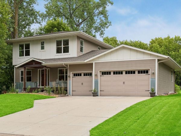 2551 15th Street NW, New Brighton, MN 55112
