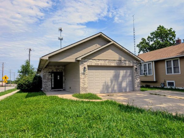 1201 E Chestnut Street , Kankakee, IL 60901