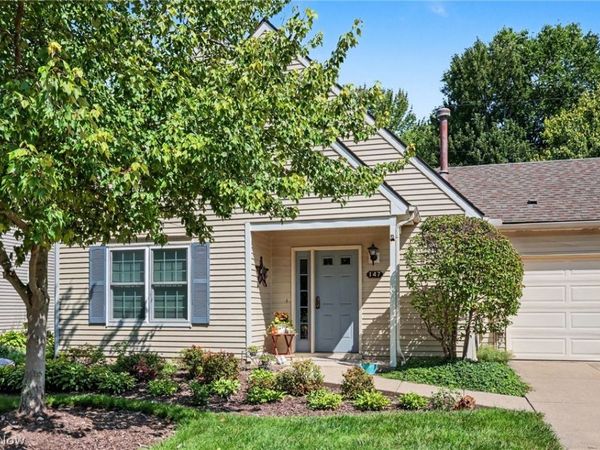 147 Marwyck Place Lane Place , Northfield Center, OH 44067