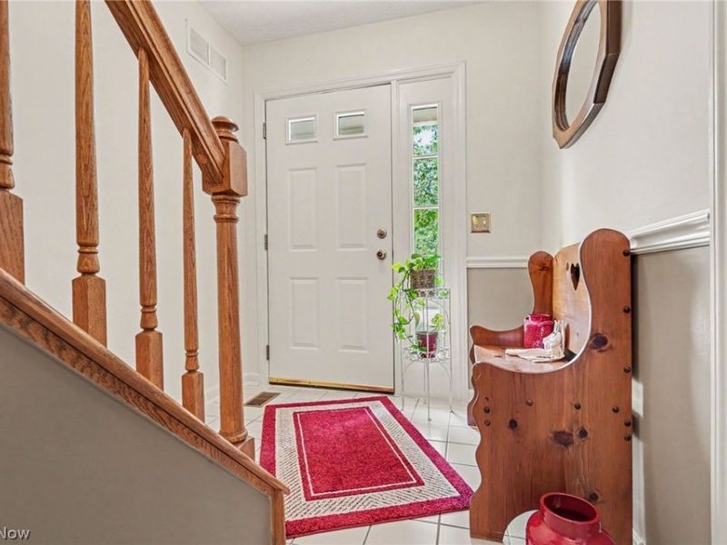 147 Marwyck Place Lane Place, Northfield Center, OH 44067 Photo 3