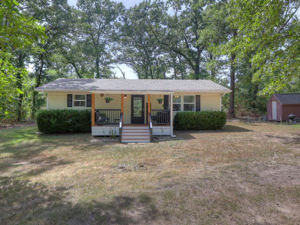 69485 E 94 Road , Wyandotte, OK 74370