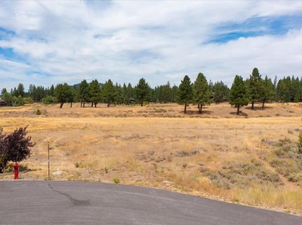 15880 Wellington Way , Truckee, CA 96161 Photo