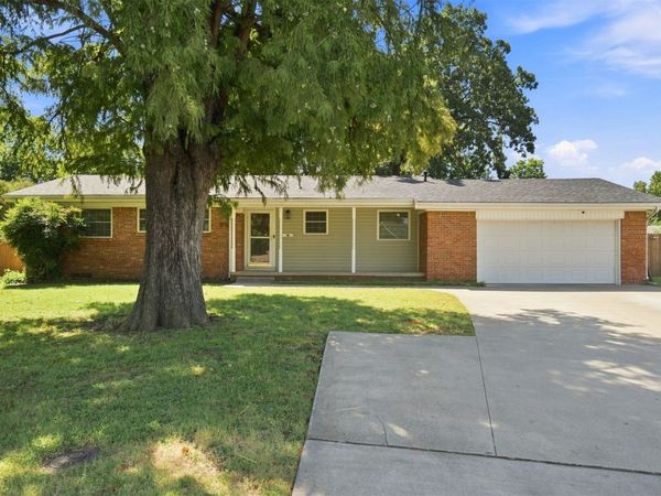 4513 S Zenith Avenue , Tulsa, OK 74107