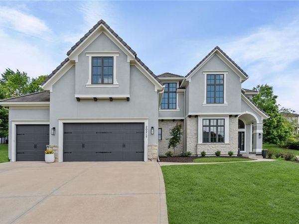 20215 W 89th Terrace, Lenexa, KS 66220
