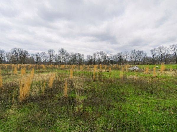 3126 Wixtown Rd , Westmoreland, TN 37186