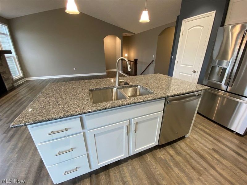 3476 Wicker Street NE, Canton, OH 44721 Photo 4